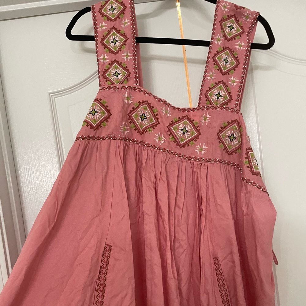 Versona NWT Embroidered Swing Dress - XXL